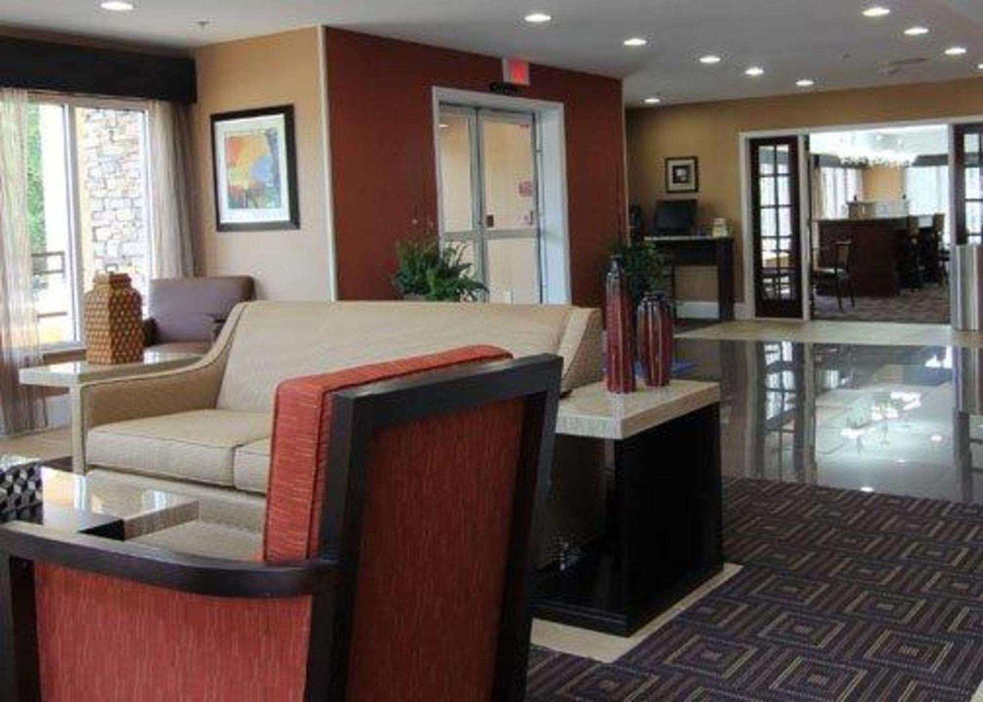 Quality Inn & Suites Greenville Near Downtown Экстерьер фото
