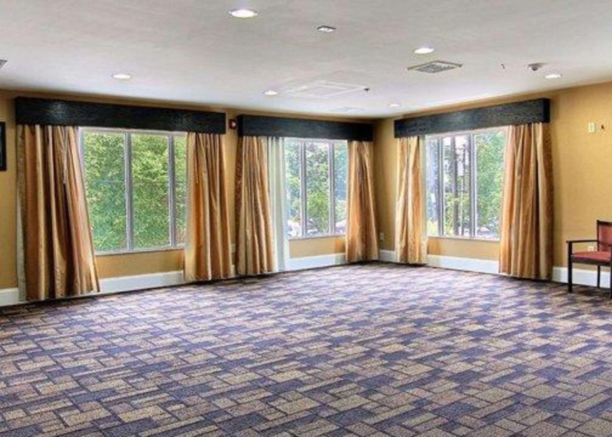 Quality Inn & Suites Greenville Near Downtown Экстерьер фото