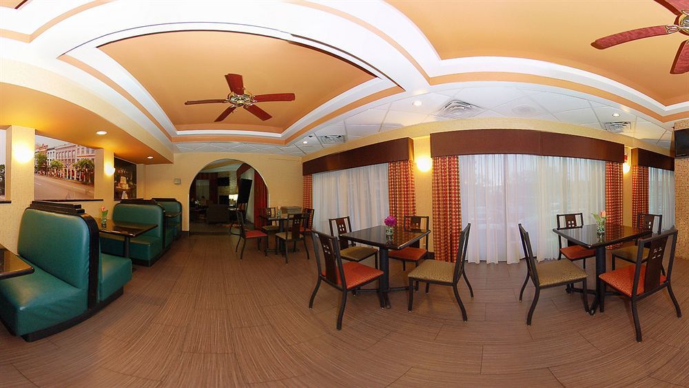 Quality Inn & Suites Greenville Near Downtown Экстерьер фото